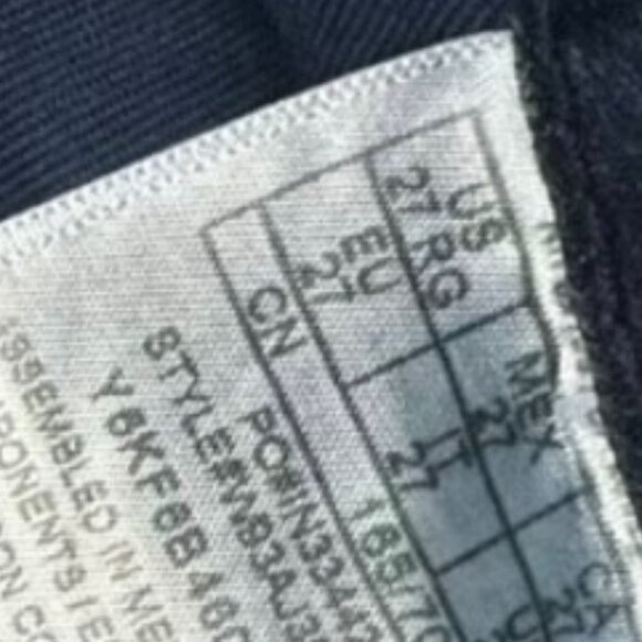 Womens Guess Jeans Sexy Curve Size 27RG Straight Leg Classic Denim Jeans - Picture 11 of 12